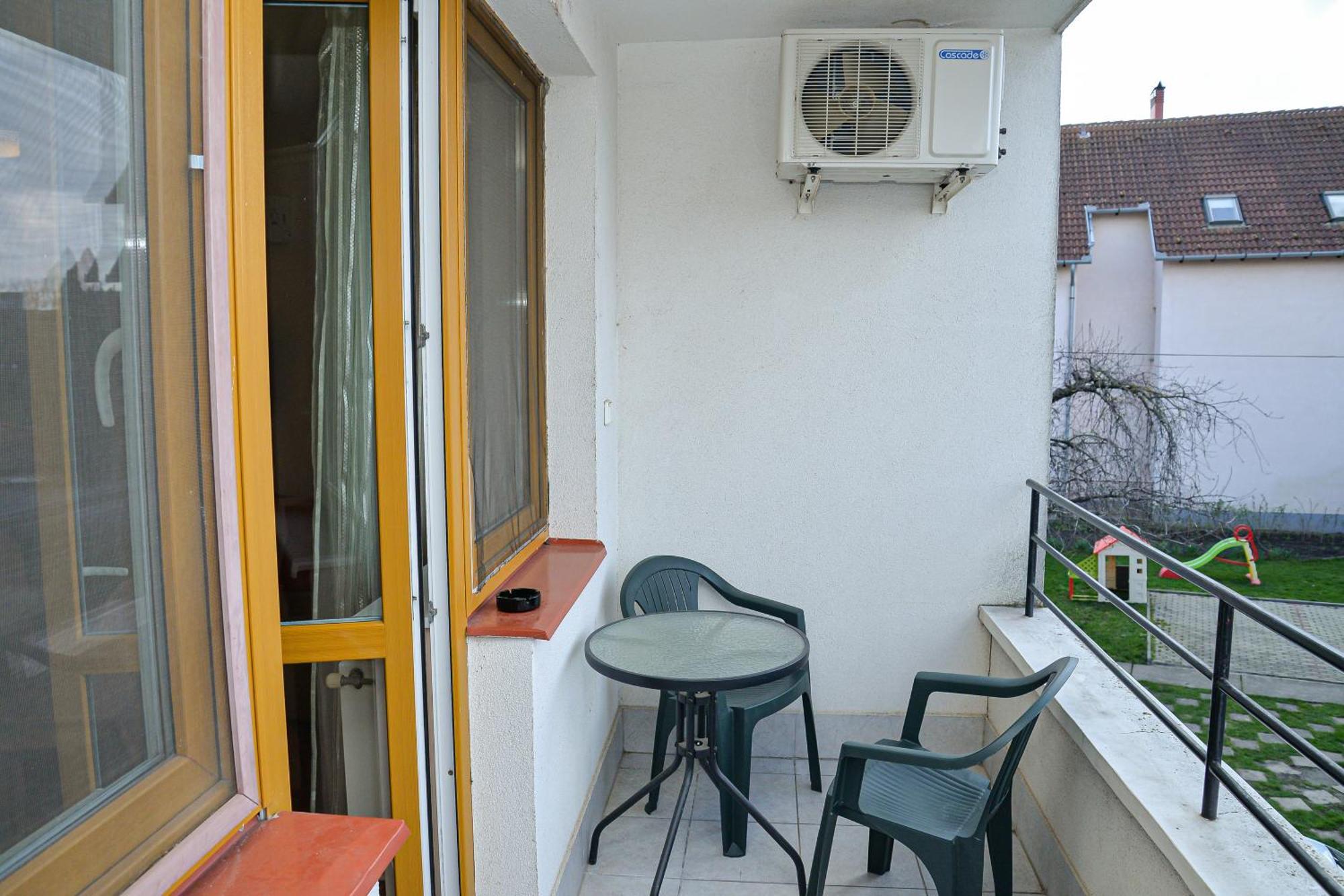 Major Panzió és Étterem Hajduszoboszlo Exterior foto